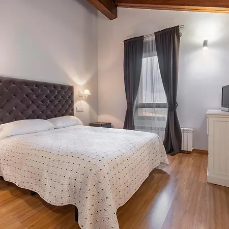 ホテル Palacio Ivan Tarin 2*